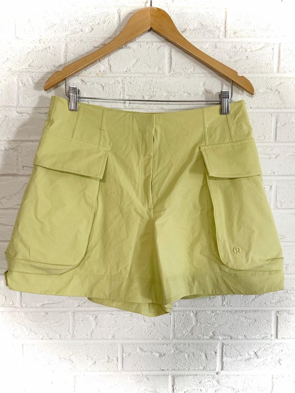 NWT Lululemon Relaxed-Fit Super-High-Rise Cargo Short 4" Finch Yellow Size 12
